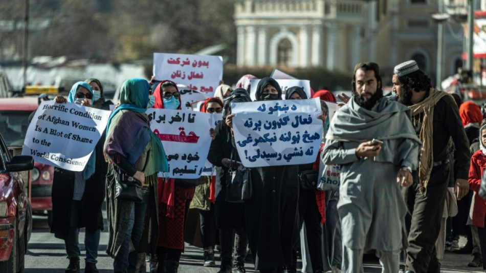 El trato de los talibanes a las mujeres podría constituir un crimen contra la humanidad 