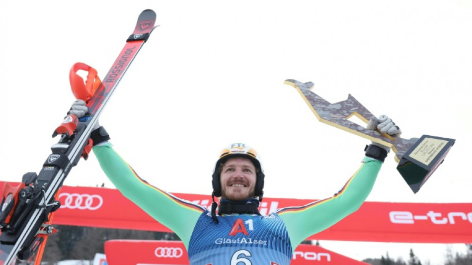 Ski: l'Allemand Linus Strasser domine les favoris sur le slalom de Kitzbühel