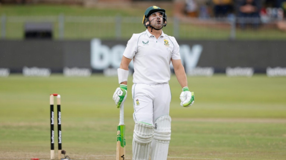 Brook, Duckett make South Africa toil in heat of Test warm-up