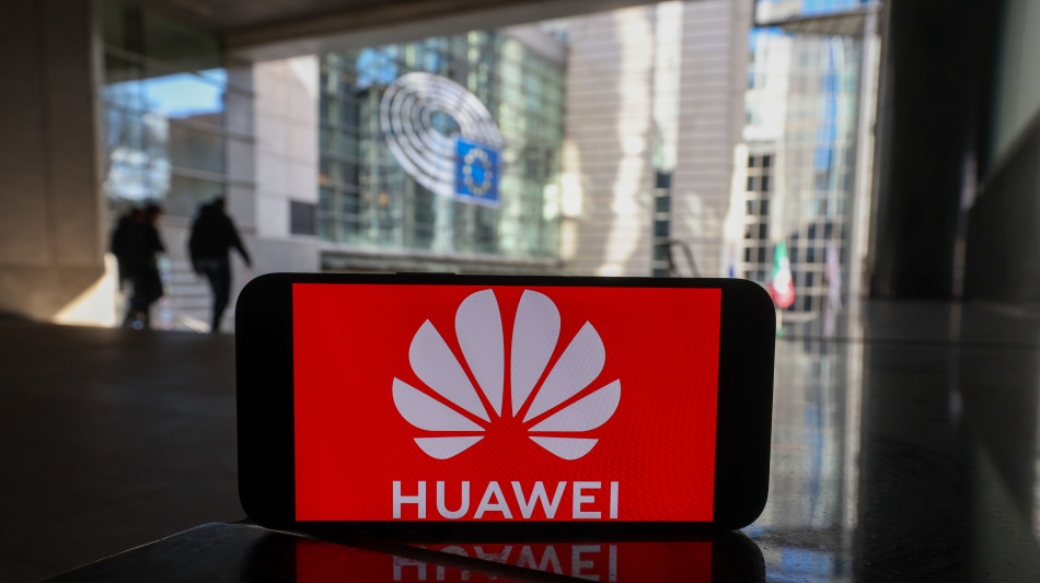 Il Parlamento Ue sospende l'accesso ai lobbisti di Huawei