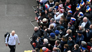 Six nations: humiliée par la France, l'Angleterre de Borthwick ne se fait "pas d'illusion"