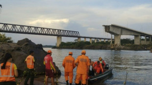 Pelo menos um morto e 16 desaparecidos após queda de ponte entre Tocantins e Maranhão