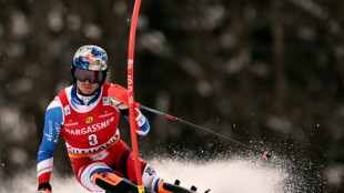 Ski alpin: Noël sort encore, le Grec Ginnis historique à Chamonix