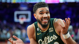 NBA: Tatum offre la victoire aux Celtics sur les Sixers et Embiid