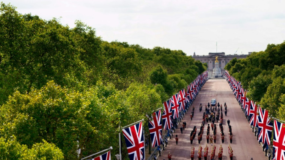 Five things to know about the queen's coffin procession