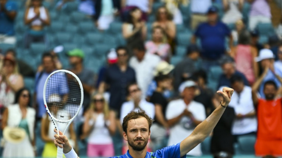 Tennis: Alcaraz et Medvedev au rendez-vous des demies à Miami