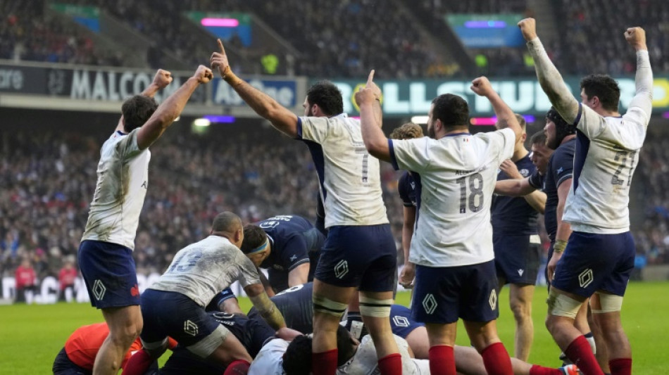 Six nations: les Bleus s'offrent un miracle en Ecosse