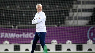 Bleus: le football français se réunit, Deschamps en salle d'attente