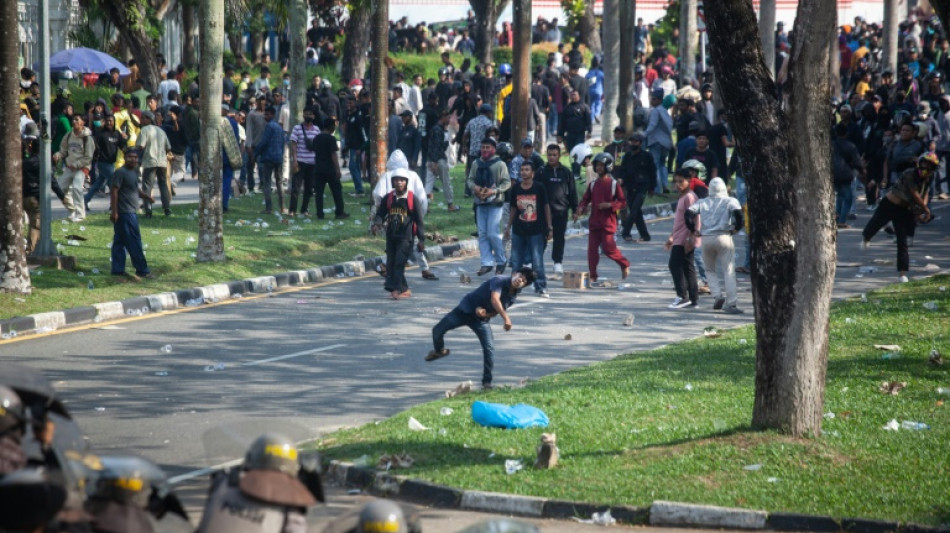 Un pueblo indonesio se opone a ser desalojado ante proyecto de fábrica china