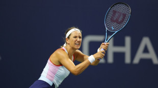 Azarenka romps past Kostyuk into US Open third round