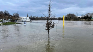 Hochwasser geht nur langsam zurück: Noch keine Entwarnung