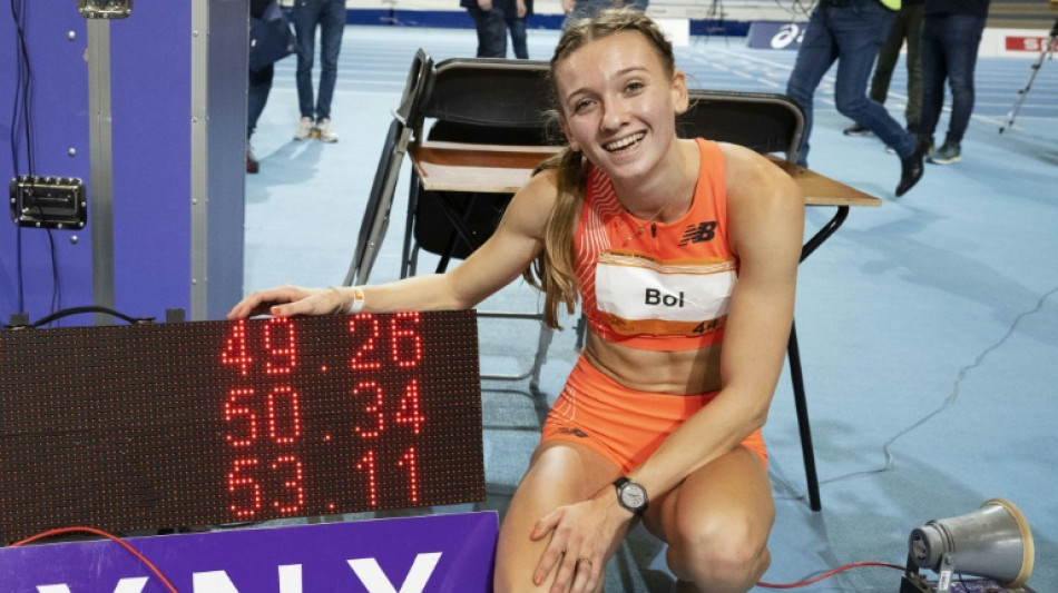 La Néerlandaise Femke Bol bat le record du monde du 400 m en salle qui datait de 1982