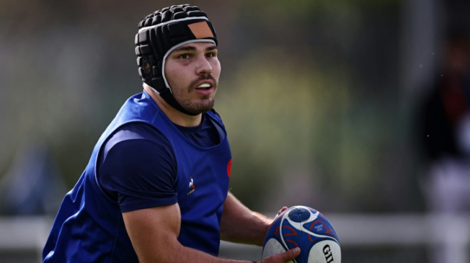 XV de France: Antoine Dupont à nouveau casqué avant les Springboks