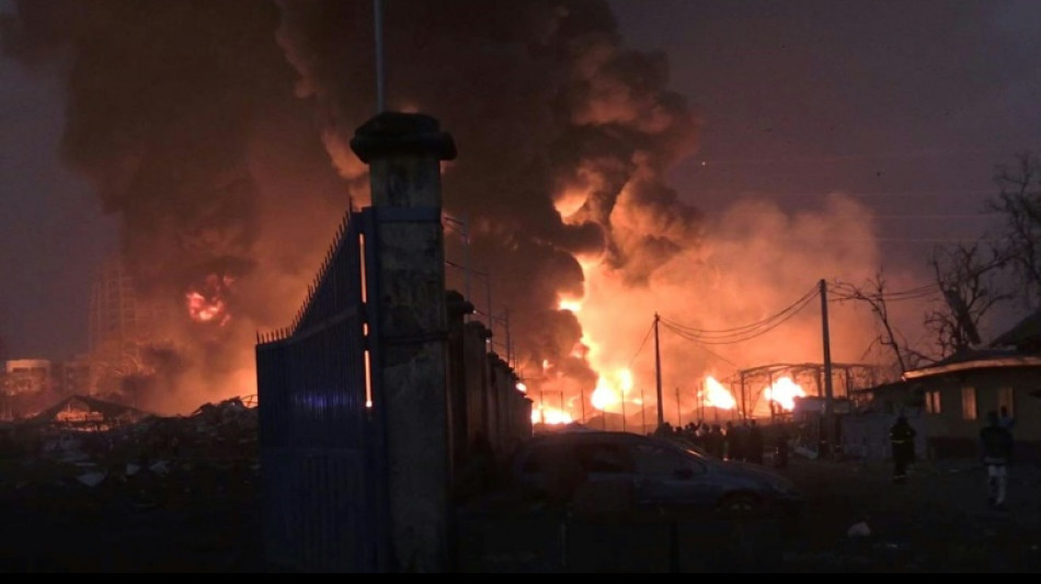 Al menos 14 muertos y 190 heridos por el incendio de un depósito de combustible en Guinea