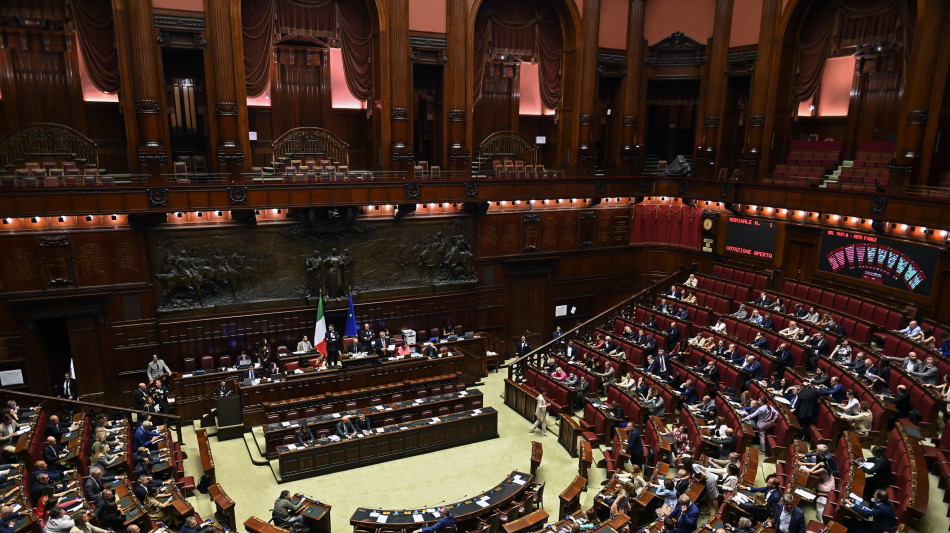 Aula boccia l'emendamento sullo Ius Scholae, no anche da FI