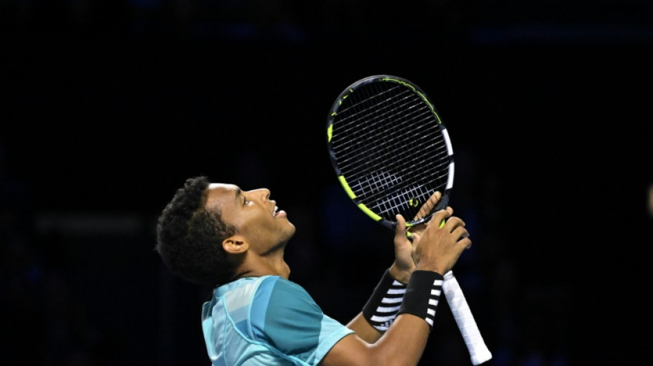 ATP: Auger-Aliassime bat Hurkacz et conserve son titre à Bâle