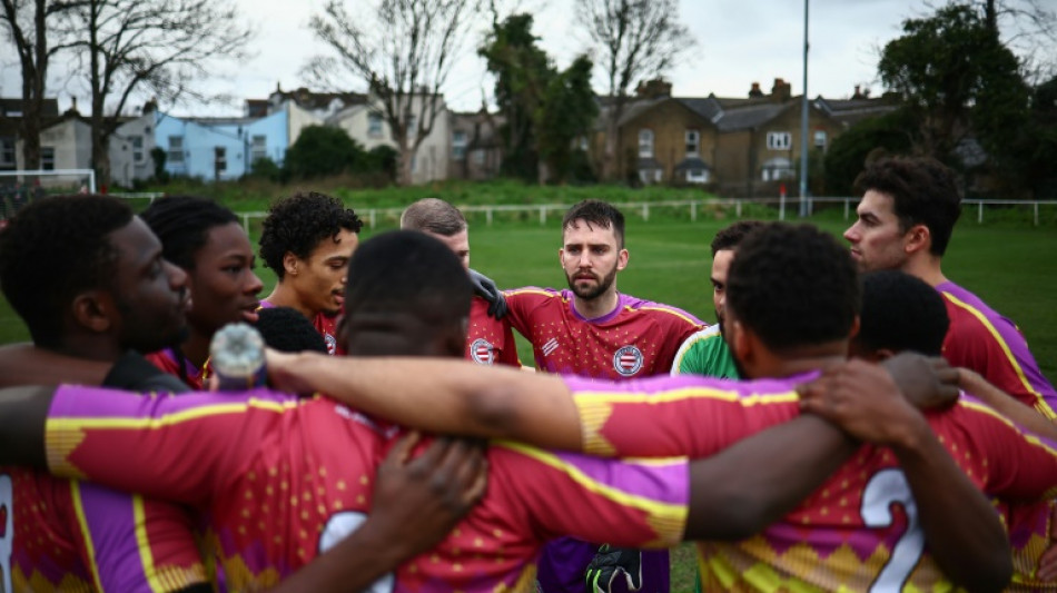 "No Pasaran": l'hommage d'un modeste club de foot anglais aux républicains espagnols