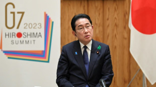 Japão quer relação 'construtiva e estável' com China, diz premiê