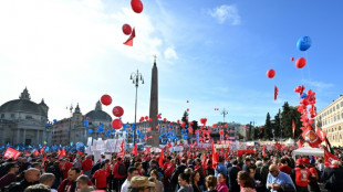 "Meloni, das Volk hat Hunger": Streik in Italien gegen Haushaltsgesetz