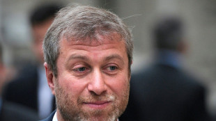 El Reino Unido congela activos del grupo siderúrgico propiedad de Abramovich