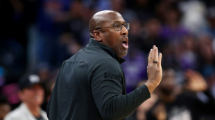 NBA: Mike Brown (Sacramento) élu meilleur entraîneur de la saison