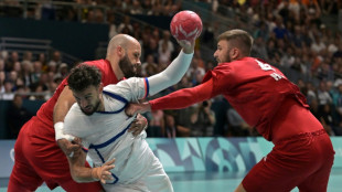 Hand: les Bleus prennent le quart par la petite porte