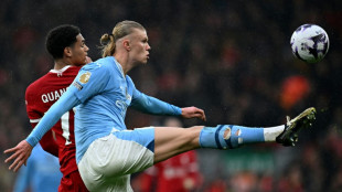 Foot: Liverpool et Manchester City s'accrochent (1-1), Arsenal en profite