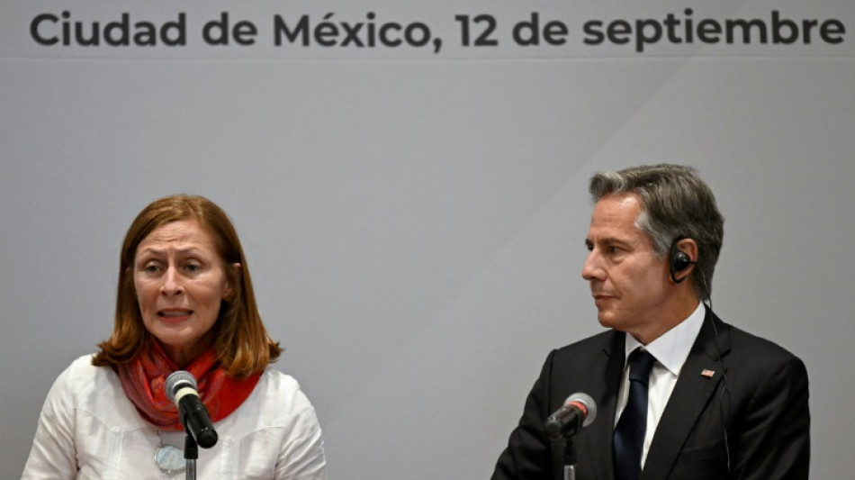 Renuncia a su cargo la secretaria de Economía de México