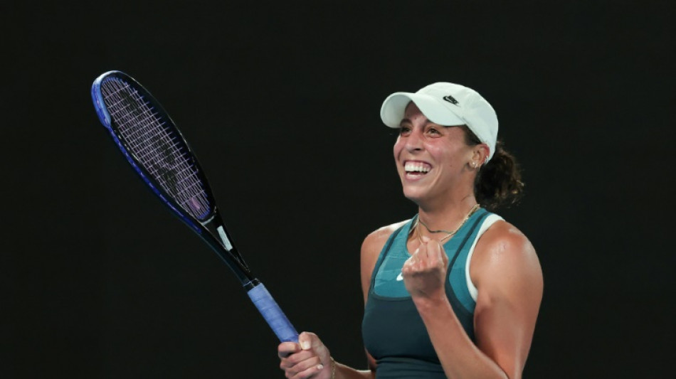 Keys supera Swiatek e vai à final do Aberto da Austrália com Sabalenka