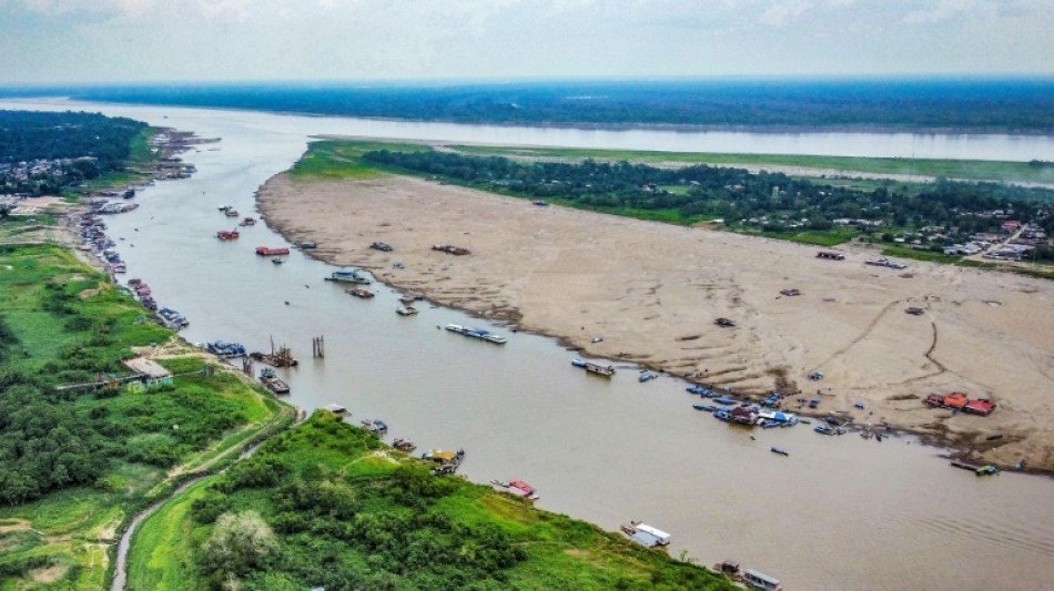 Leticia, aislada por la sequía del Amazonas en frontera colombiana con Perú y Brasil