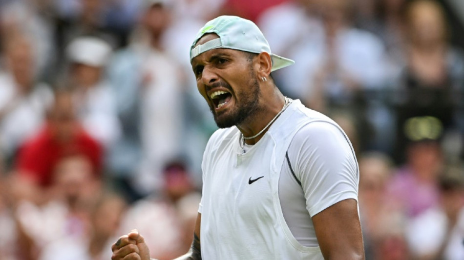 Kyrgios shrugs off injury to reach Wimbledon quarters