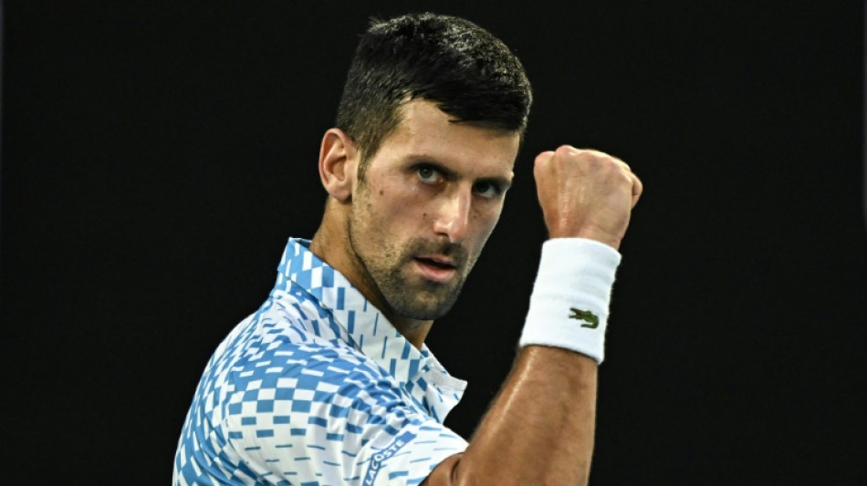 Open d'Australie: Djokovic écarte facilement De Minaur et passe en quarts