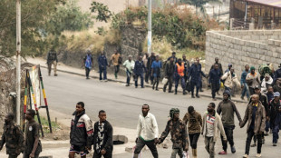 Rebeldes apoiados por Ruanda avançam no leste da RD do Congo após controlarem cidade-chave