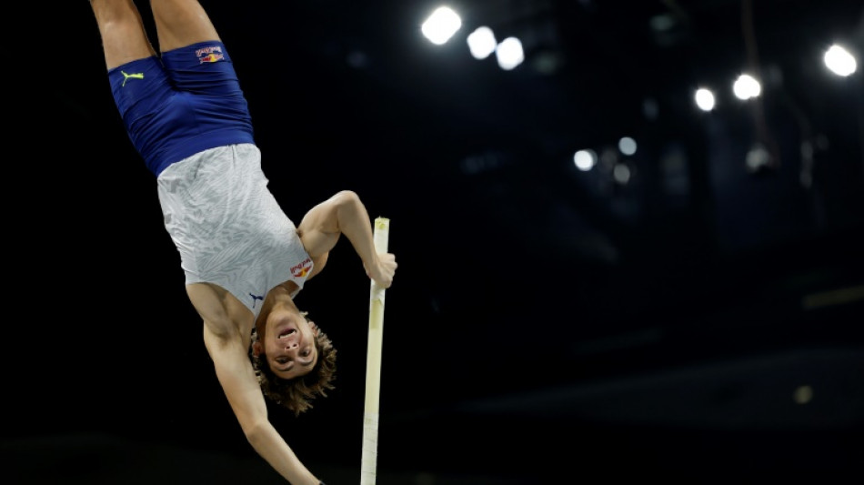 Athlétisme: Armand Duplantis s'impose avec 6,06 m à Berlin