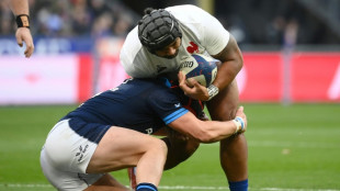 XV de France: sans Atonio, les Bleus flanchent à droite