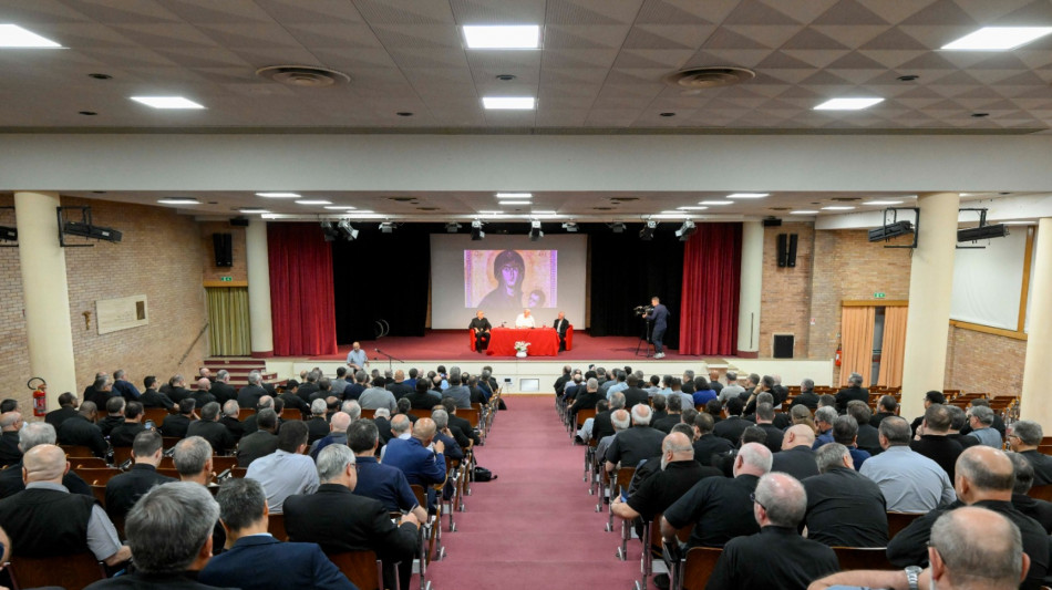 Il Papa a porte chiuse torna sulla frociaggine, è in Vaticano