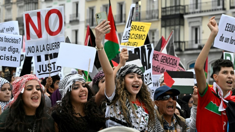 Miles se manifiestan en Madrid contra Israel y en apoyo al pueblo palestino