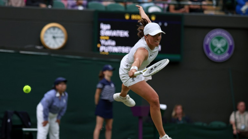 Wimbledon: déjà la fin pour Swiatek, Zverev en 8e sans forcer