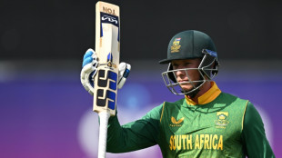 Van der Dussen stars as Proteas deny Stokes a farewell ODI win