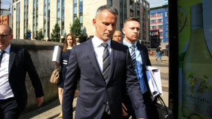 Procès de l'ex star du football Ryan Giggs: les "signaux d'alarme" perçus par son ex-compagne