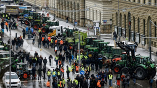 Bauern blockieren Städte bundesweit - mehr als 5000 Traktoren in München