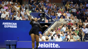 Never-say-die Serena into US Open third round