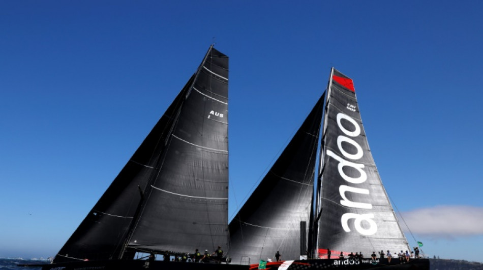 Voile: Andoo Comanche en tête de la course Sydney-Hobart