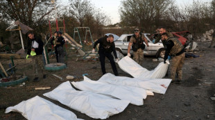 Al menos 51 muertos en un bombardeo ruso en Ucrania mientras asistían a un velorio