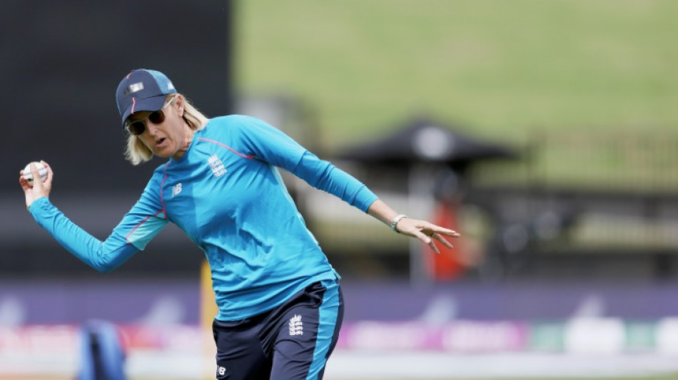 Keightley to stand down as England women's cricket coach