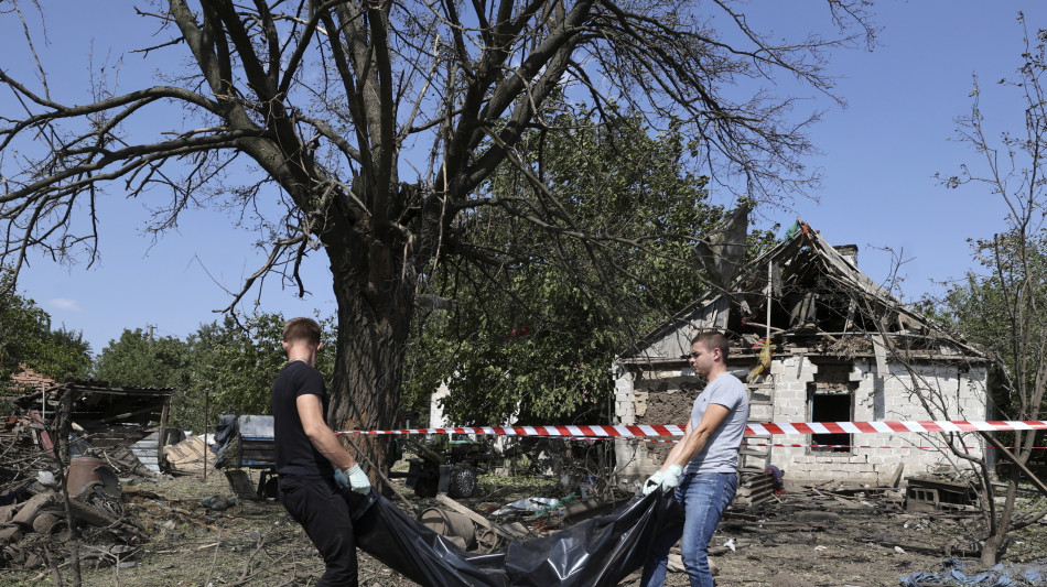 Ue, 'dalla Russia attacchi barbari, rafforzano nostro sostegno'