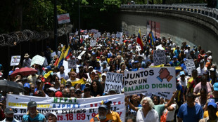 Marchan contra "salarios de indigencia" en Venezuela en el 1 de mayo