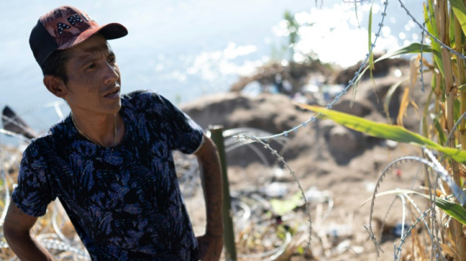 Colectar lo que los migrantes dejan: trabajo a tiempo completo en frontera de EEUU