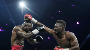 Boxe: vainqueur de Vaughn Alexander, Mbilli poursuit son sans-faute