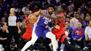 NBA: Embiid (Sixers) forfait pour les deux premiers matches à Miami (média)